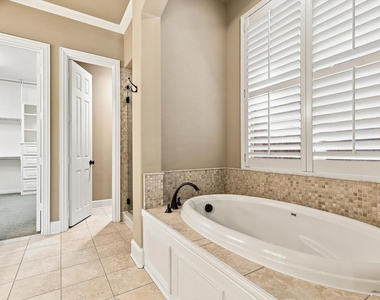 731 Lockridge Road - Photo Thumbnail 20