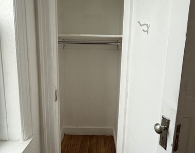 2080 West Street - Photo Thumbnail 9