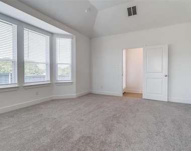 1249 Newport Street - Photo Thumbnail 6
