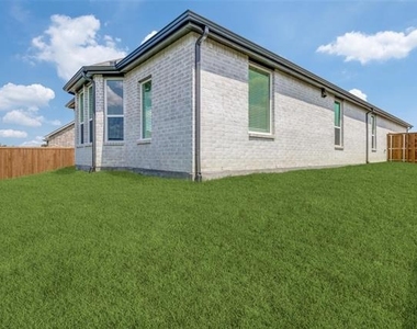 1249 Newport Street - Photo Thumbnail 10