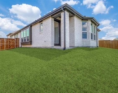 1249 Newport Street - Photo Thumbnail 11