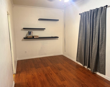 643 E South Street - Photo Thumbnail 14