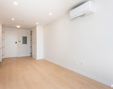 280 Meeker Ave 11211 - Photo Thumbnail 8