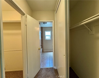594 W Huntington - Photo Thumbnail 16
