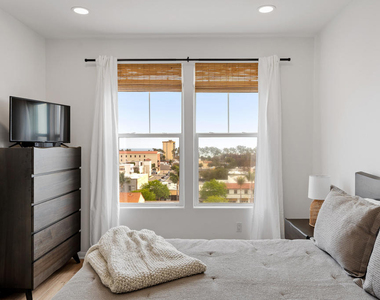 436 Poli Street - Photo Thumbnail 8