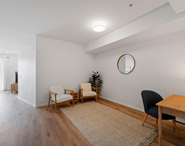 436 Poli Street - Photo Thumbnail 6