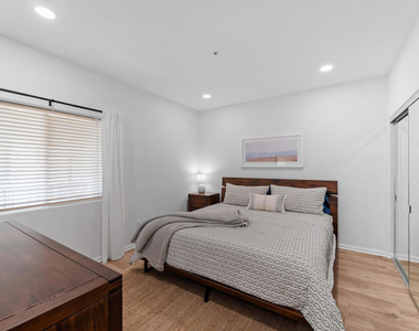 436 Poli Street - Photo Thumbnail 11