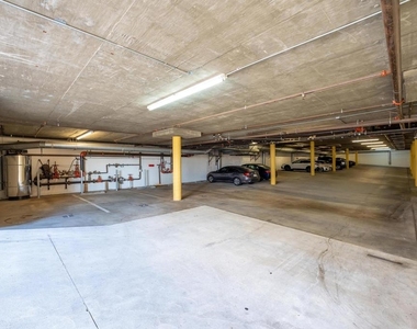 436 Poli Street - Photo Thumbnail 21