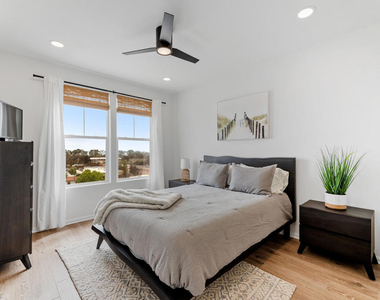 436 Poli Street - Photo Thumbnail 7