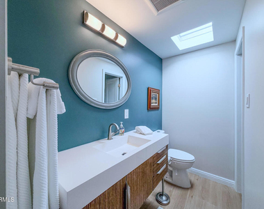 1327 Devon Lane - Photo Thumbnail 16