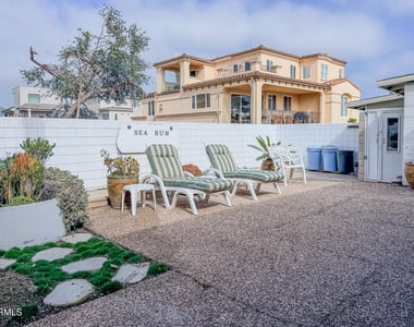 1327 Devon Lane - Photo Thumbnail 28