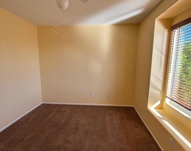 10463 Graham Court - Photo Thumbnail 26