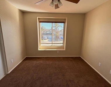 10463 Graham Court - Photo Thumbnail 29