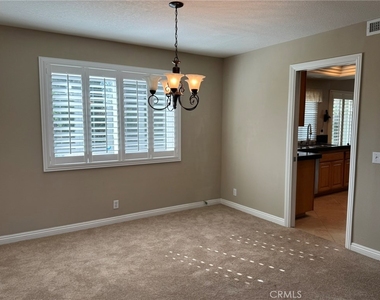 1827 Wellspring - Photo Thumbnail 3