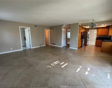 1827 Wellspring - Photo Thumbnail 9