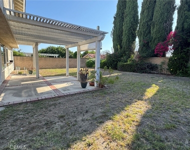 1827 Wellspring - Photo Thumbnail 27
