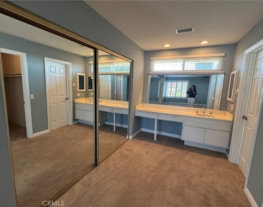 1827 Wellspring - Photo Thumbnail 15