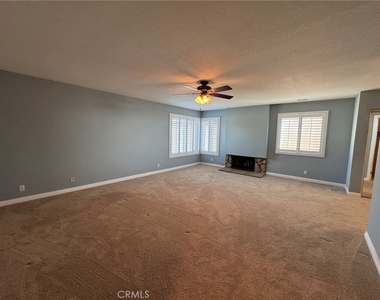 1827 Wellspring - Photo Thumbnail 11