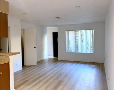 1231 Hillandale Avenue - Photo Thumbnail 22