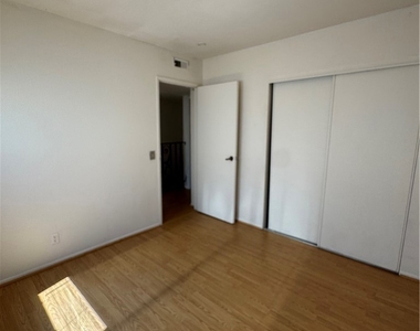 1231 Hillandale Avenue - Photo Thumbnail 6