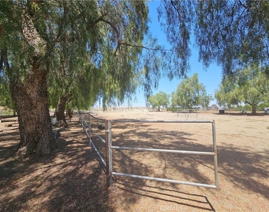 22530 Rolling Meadows - Photo Thumbnail 17