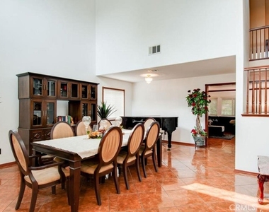 38305 Encanto - Photo Thumbnail 2