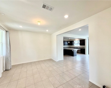 30136 Sutton Court - Photo Thumbnail 7