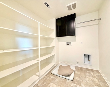 30136 Sutton Court - Photo Thumbnail 24