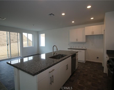 30128 Truckee Circle - Photo Thumbnail 4