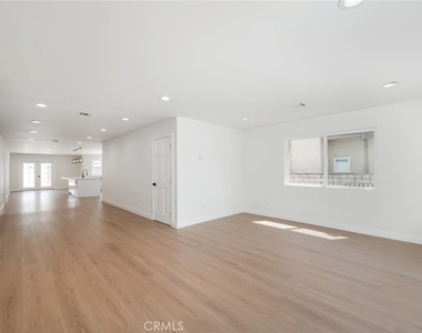 15147 Otsego - Photo Thumbnail 8