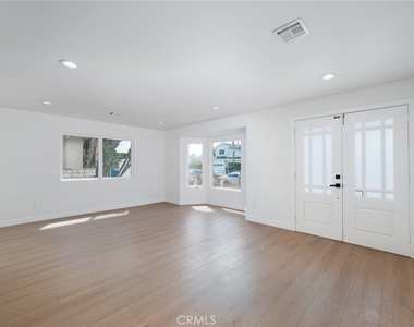 15147 Otsego - Photo Thumbnail 6