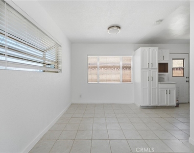 44338 23rd Street W - Photo Thumbnail 4