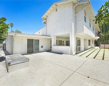 22450 Collins - Photo Thumbnail 63