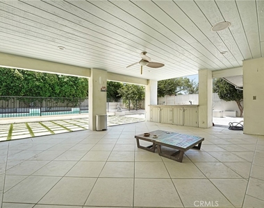 22450 Collins - Photo Thumbnail 59