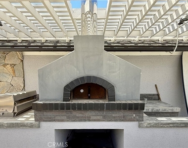 5227 Beckford Ave - Photo Thumbnail 15