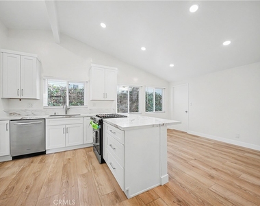 5604 Mason Avenue - Photo Thumbnail 23