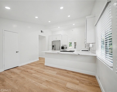 5604 Mason Avenue - Photo Thumbnail 25