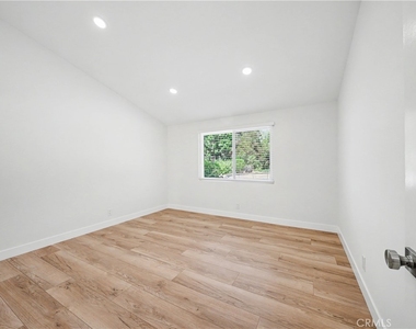 5604 Mason Avenue - Photo Thumbnail 43