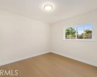 91 W Gainsborough - Photo Thumbnail 34