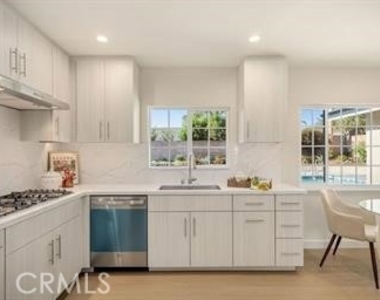 91 W Gainsborough - Photo Thumbnail 14