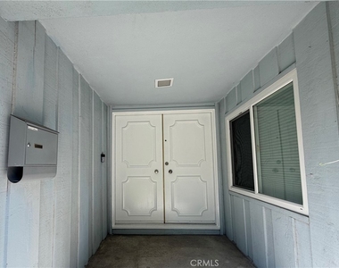 6621 Whitman Avenue - Photo Thumbnail 1