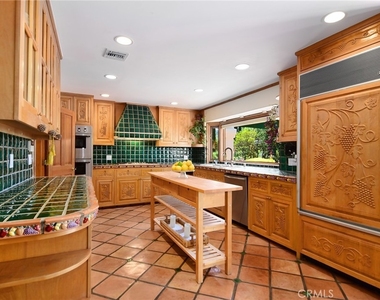 18690 Pasadero Drive - Photo Thumbnail 29