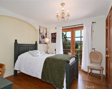 18690 Pasadero Drive - Photo Thumbnail 43