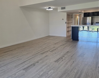 23401 Park Sorrento - Photo Thumbnail 1