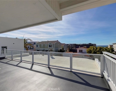1090 Loma Drive - Photo Thumbnail 10