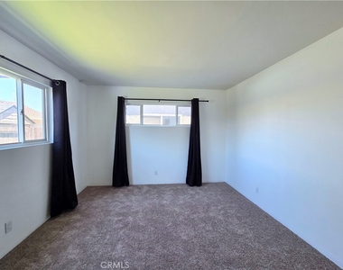 873 E Turmont - Photo Thumbnail 19