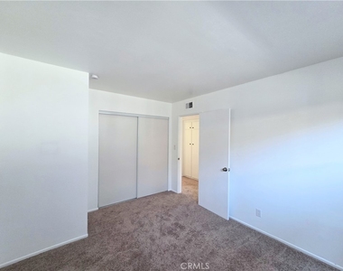 873 E Turmont - Photo Thumbnail 15