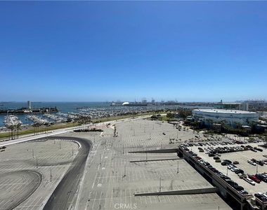 525 E Seaside - Photo Thumbnail 17