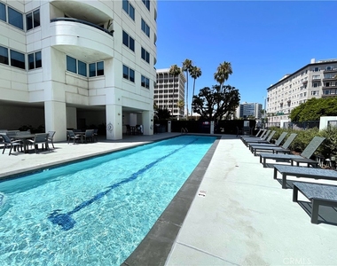 525 E Seaside - Photo Thumbnail 21