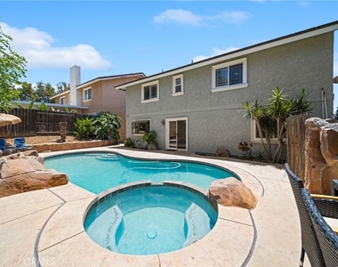 731 Langer - Photo Thumbnail 4